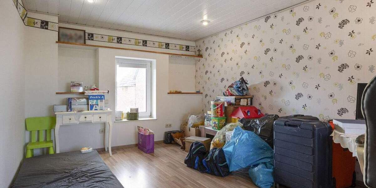 Einfamilienhaus Gangelt / Stahe Stahe - 8 Zimmer, 225 m&sup2;, 325.000&euro; | Angebot:25746547