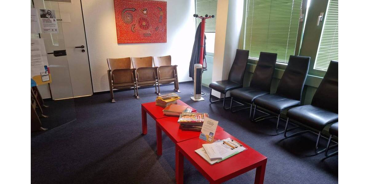 Gewerbeobjekt Aachen Aachen-Mitte - 8 Zimmer, 223 m&sup2;, 2.670&euro; | Angebot:25742221