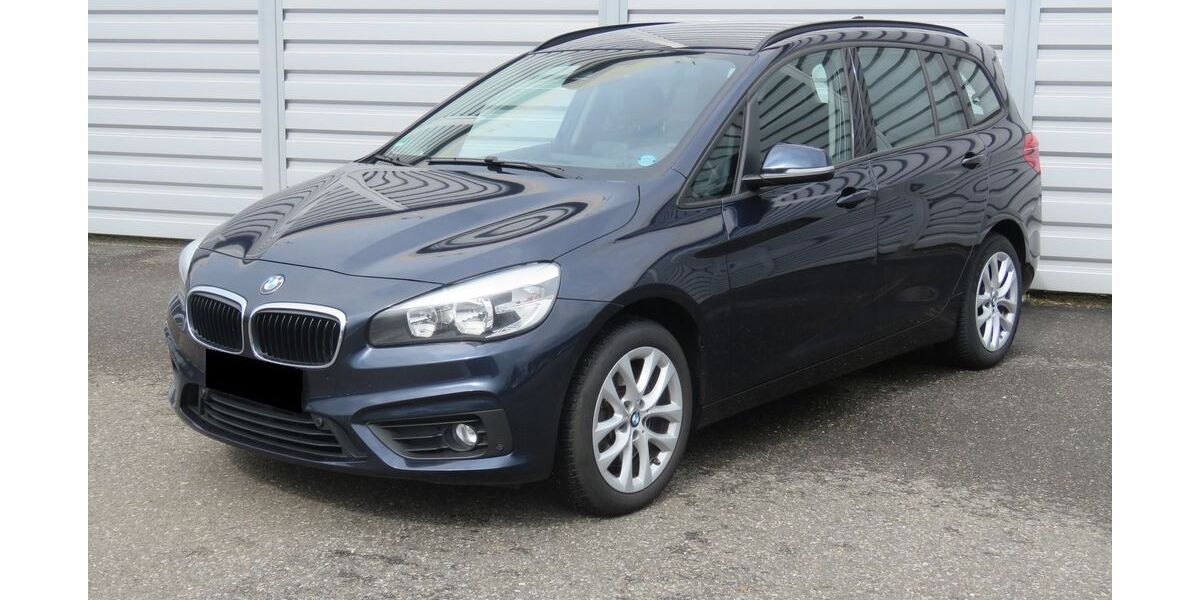 BMW 220 Gran Tourer 208.000 km 12.900 &euro; Aachen 52074