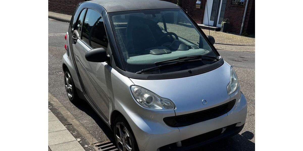 Smart ForTwo 128.500 km 3.299 &euro; Bedburg 50181