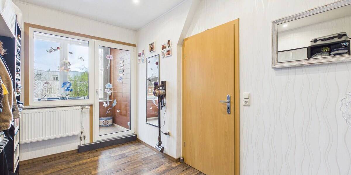 Reihenmittelhaus Übach Palenberg Übach - 5 Zimmer, 136 m&sup2;, 249.000&euro; | Angebot:25969251