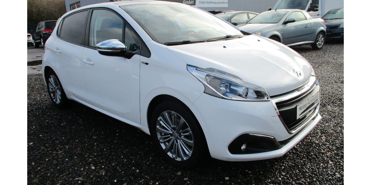 Peugeot 208 150.000 km 6.190 &euro; Stolberg 52223