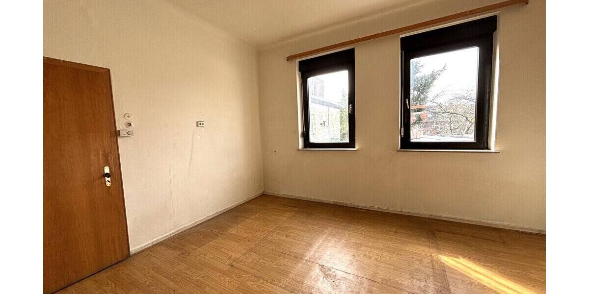 Einfamilienhaus Würselen Bardenberg - 7 Zimmer, 113 m&sup2;, 210.000&euro; | Angebot:26192194