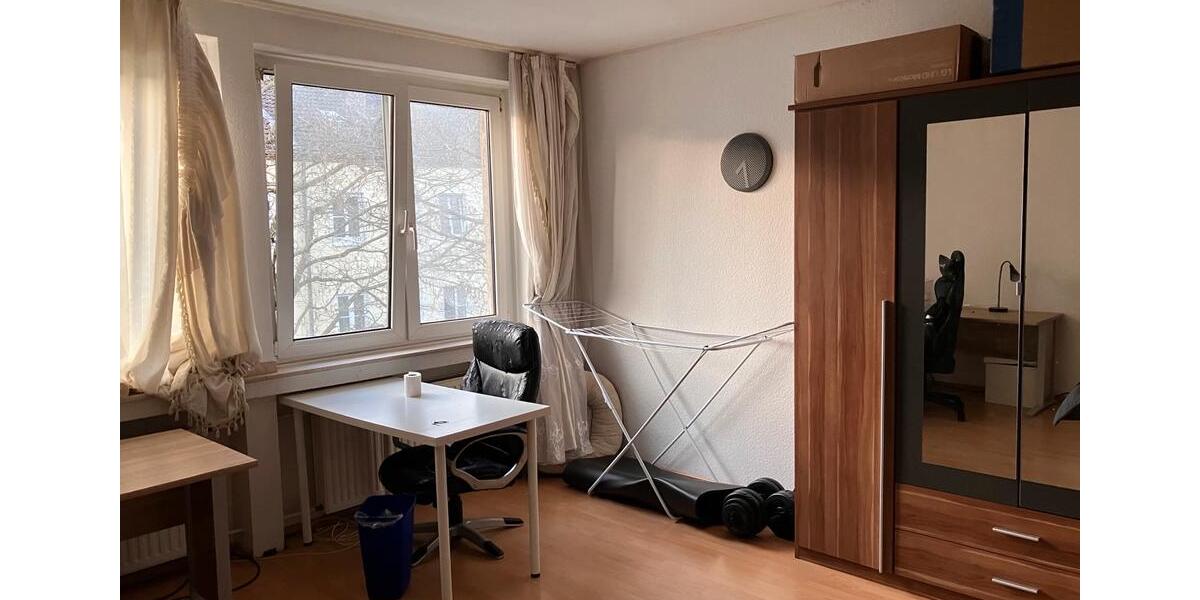 Etagenwohnung Aachen Aachen-Mitte - 6 Zimmer, 16 m&sup2;, 440&euro; | Angebot:26038709