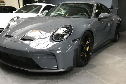 Porsche 992 2.500 km 235.900 &euro; Eschweiler 52249