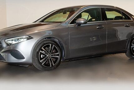 Mercedes-Benz A 200 5.804 km 32.900 &euro; Düren 52349