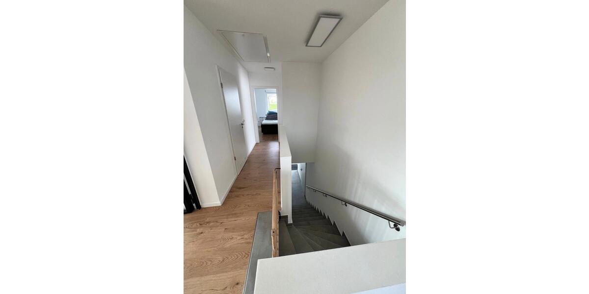 Etagenwohnung Heinsberg - 4 Zimmer, 122 m&sup2;, 1.650&euro; | Angebot:25887370
