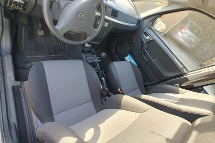 Opel Meriva 70.500 km 2.700 &euro; Heinsberg 52525