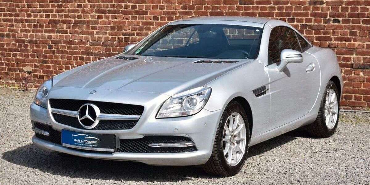 Mercedes-Benz SLK 200 170.000 km 12.490 &euro; Düren 52351