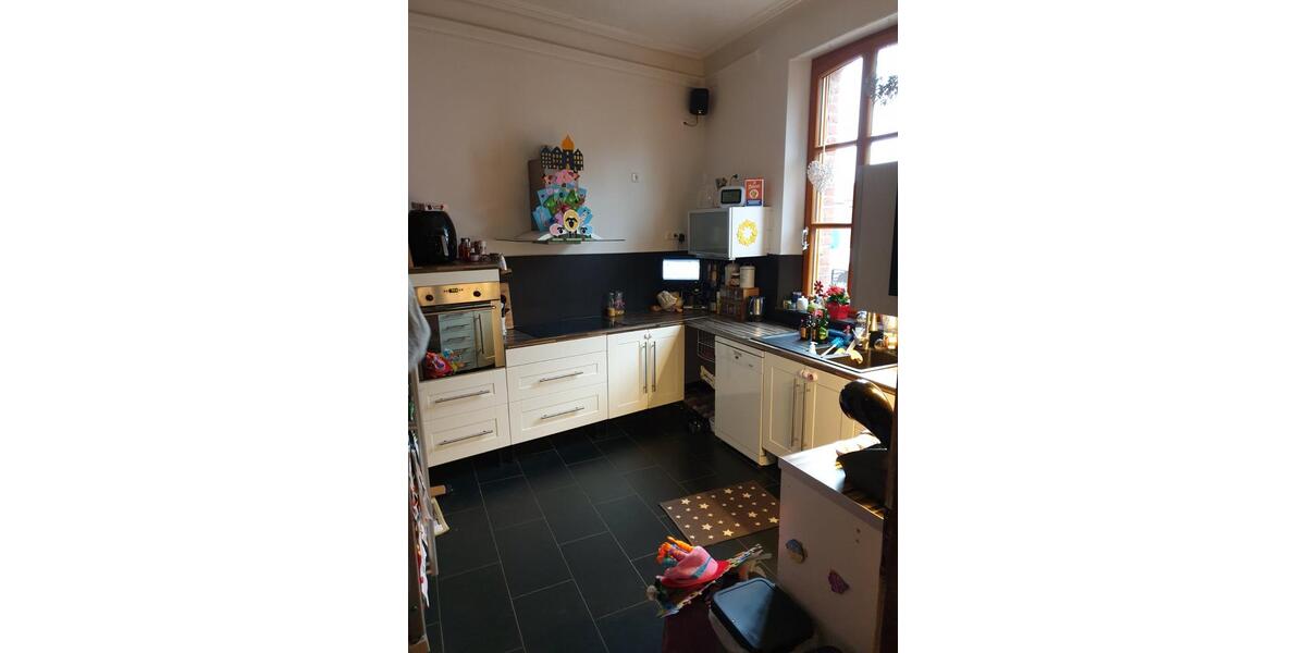 Einfamilienhaus Linnich - 8 Zimmer, 150 m&sup2;, 420.000&euro; | Angebot:25282171