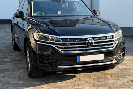 VW Touareg 69.800 km 47.600 &euro; Eschweiler 52249