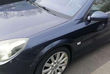 Opel Vectra 220.000 km 2.300 &euro; Düren 52353