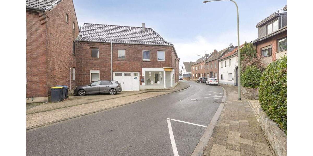 Mehrfamilienhaus, Wohnhaus Gangelt / Breberen Breberen - 7 Zimmer, 166 m&sup2;, 169.000&euro; | Angebot:25780710