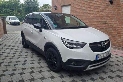 Opel Crossland (X) 116.914 km 11.000 &euro; Baesweiler 52499