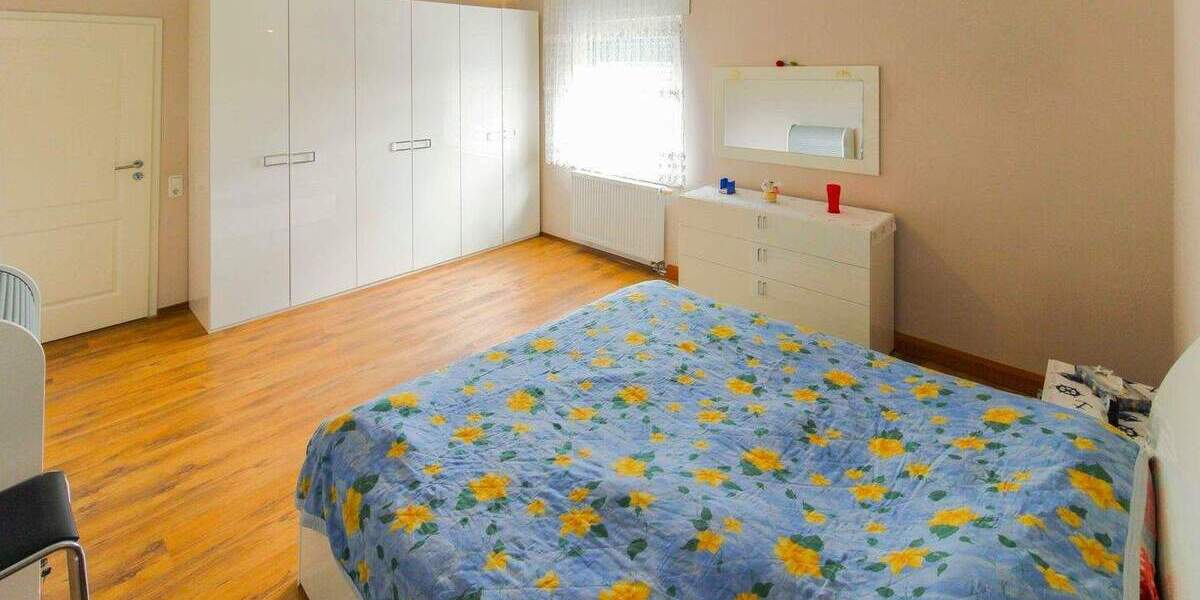 Einfamilienhaus Heinsberg Oberbruch - 6 Zimmer, 280.000&euro; | Angebot:25865438