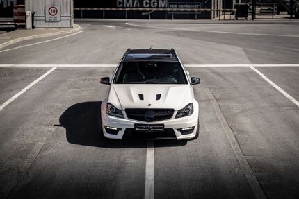 Mercedes-Benz C 63 AMG 165.000 km 44.630 &euro; Erkelenz 41812