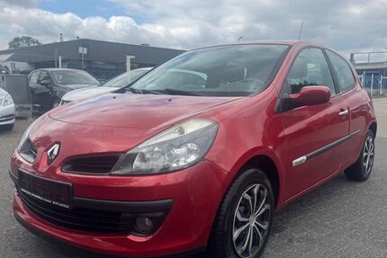 Renault Clio 163.000 km 2.500 &euro; Alsdorf 52477