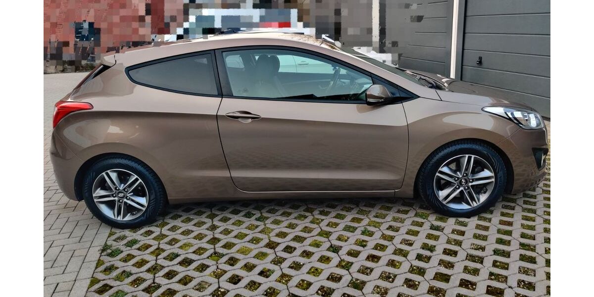 Hyundai i30 82.500 km 10.500 &euro; Heinsberg 52525