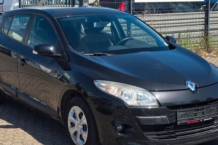 Renault Megane 191.368 km 2.850 &euro; Düren 52353