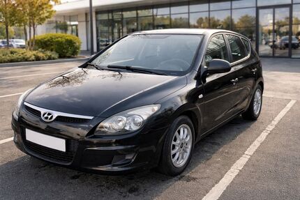 Hyundai i30 172.000 km 2.499 &euro; Düren 52351