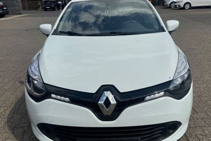 Renault Clio 192.000 km 2.600 &euro; Alsdorf 52477