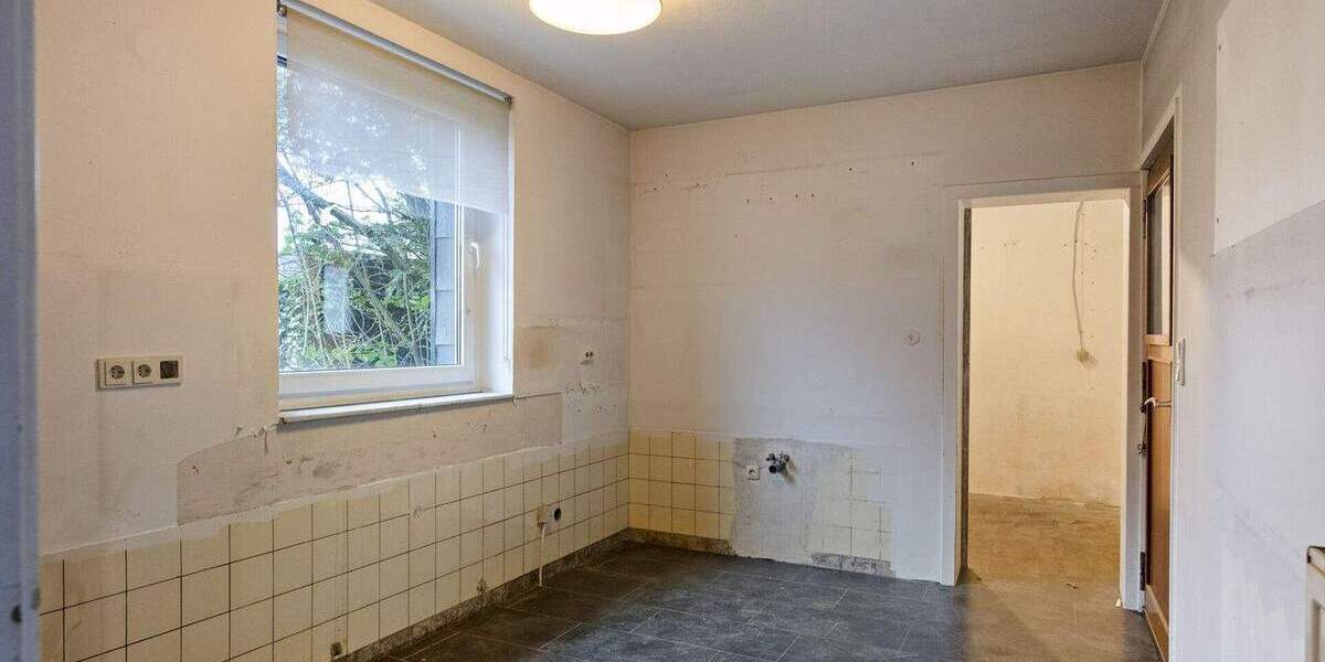 Mehrfamilienhaus, Wohnhaus Geilenkirchen - 6 Zimmer, 140 m&sup2;, 349.000&euro; | Angebot:25707174