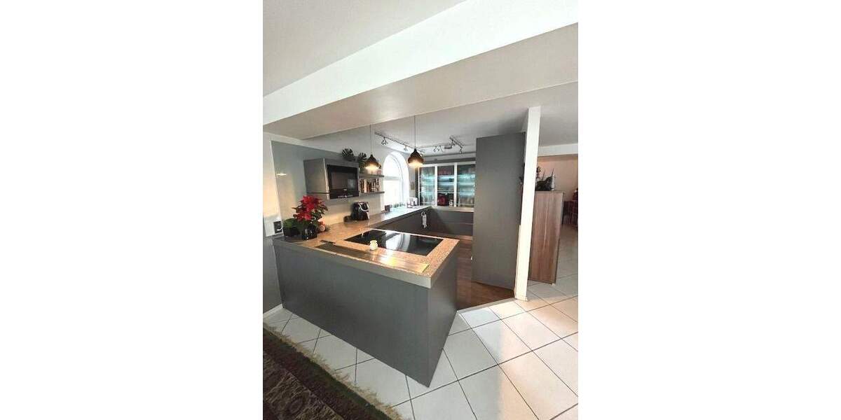 Einfamilienhaus Düren Niederau - 9 Zimmer, 300 m&sup2;, 569.000&euro; | Angebot:25740607