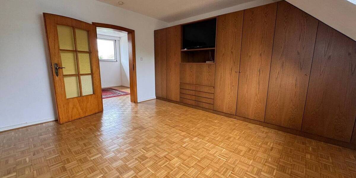 Einfamilienhaus Erkelenz Lövenich - 8 Zimmer, 222 m&sup2;, 408.000&euro; | Angebot:26308734