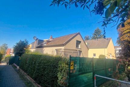 Haus Düren Distelrath - 5 Zimmer, 100 m&sup2;, 1.900&euro; | Angebot:27615006