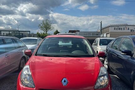 Renault Clio 110.000 km 2.250 &euro; Düren 52351