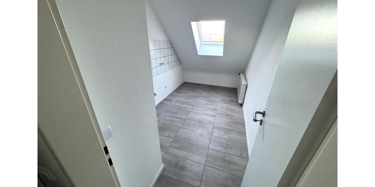 Dachgeschoßwohnung Kreuzau - 3 Zimmer, 57 m&sup2;, 570&euro; | Angebot:25884334