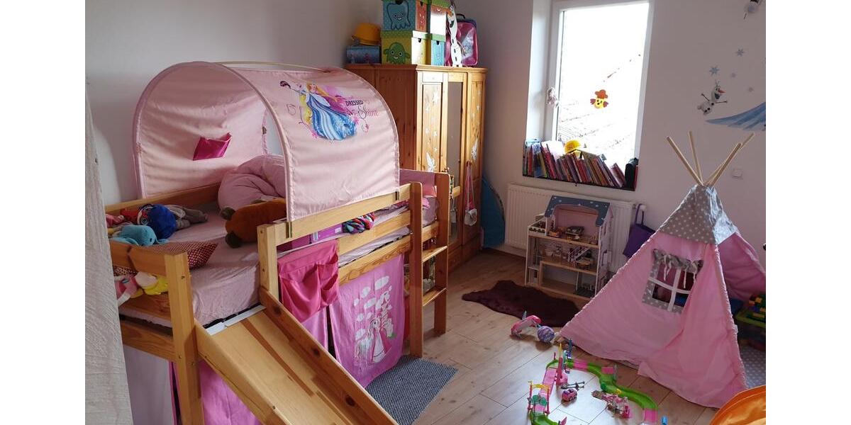 Einfamilienhaus Linnich - 8 Zimmer, 150 m&sup2;, 460.000&euro; | Angebot:25282171