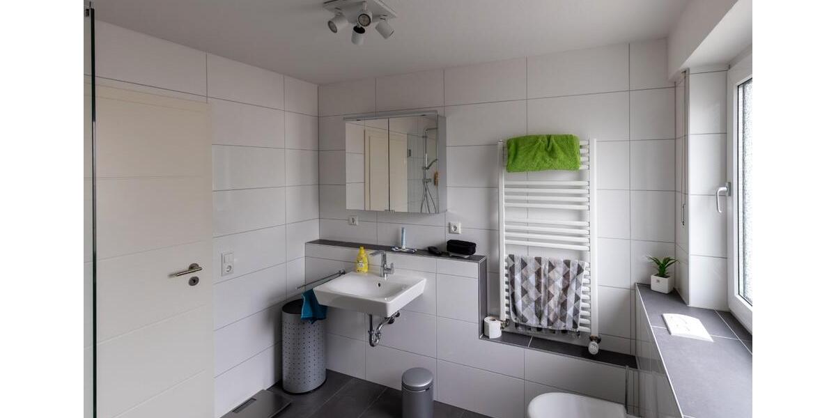 Reihenhaus Stolberg (Rhld.) Büsbach - 5 Zimmer, 145 m&sup2;, 495.000&euro; | Angebot:26047436