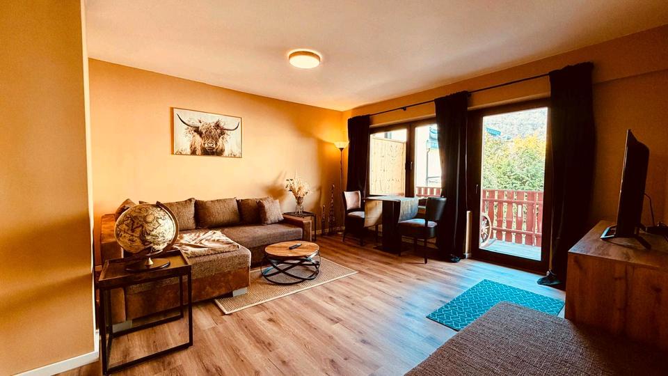 Etagenwohnung Simmerath - 14 Zimmer, 310 m&sup2;, 12.345&euro; | Angebot:26294793