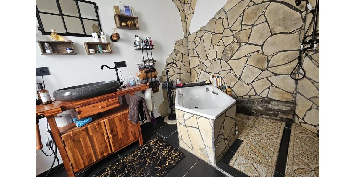 Mehrfamilienhaus, Wohnhaus Simmerath - 9 Zimmer, 240 m&sup2;, 420.000&euro; | Angebot:26405412