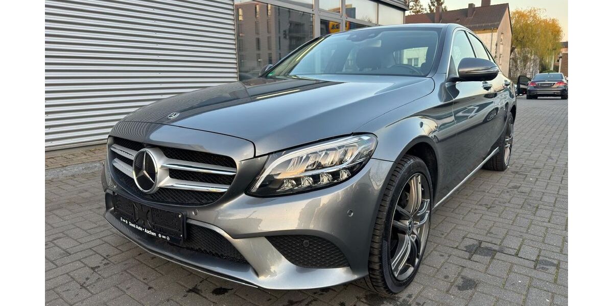 Mercedes-Benz C 220 159.031 km 23.900 &euro; Aachen 52078