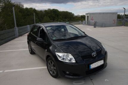 Toyota Auris 255.000 km 2.200 &euro; Aachen 52064