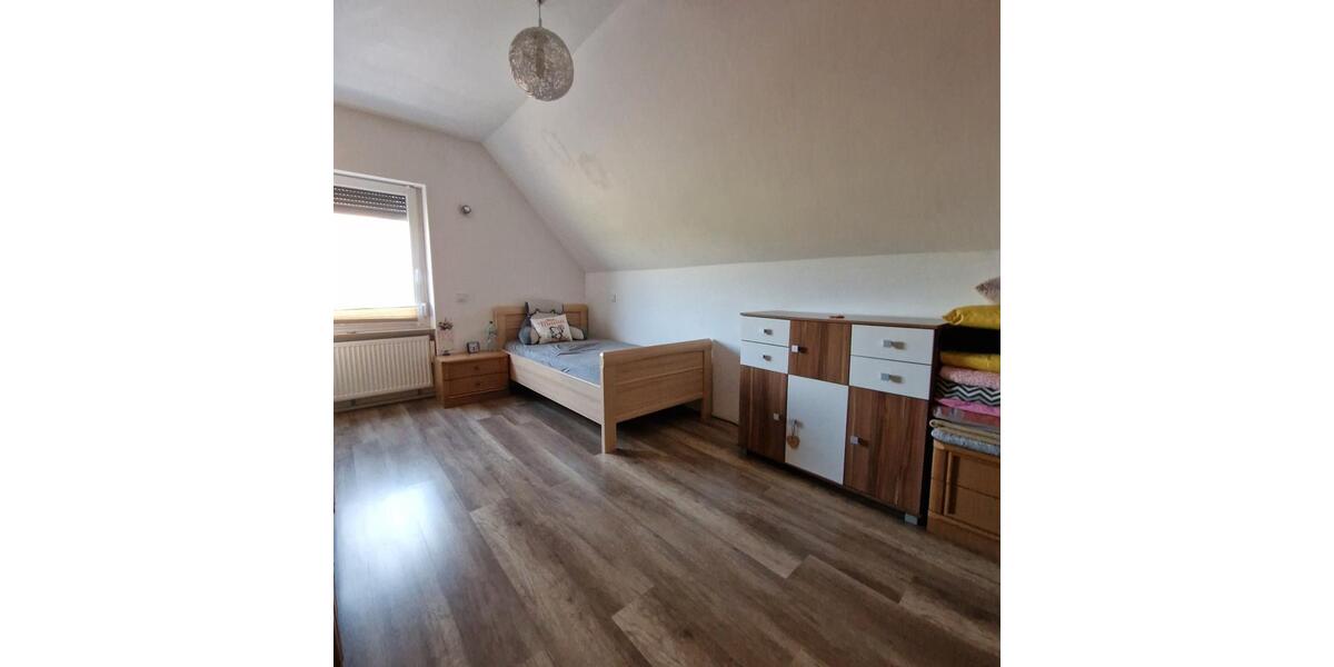 Einfamilienhaus Geilenkirchen - 6 Zimmer, 175 m&sup2;, 379.000&euro; | Angebot:26224587