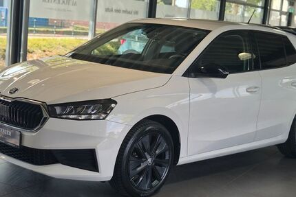 Skoda Fabia 41.000 km 13.499 &euro; Jülich 52428
