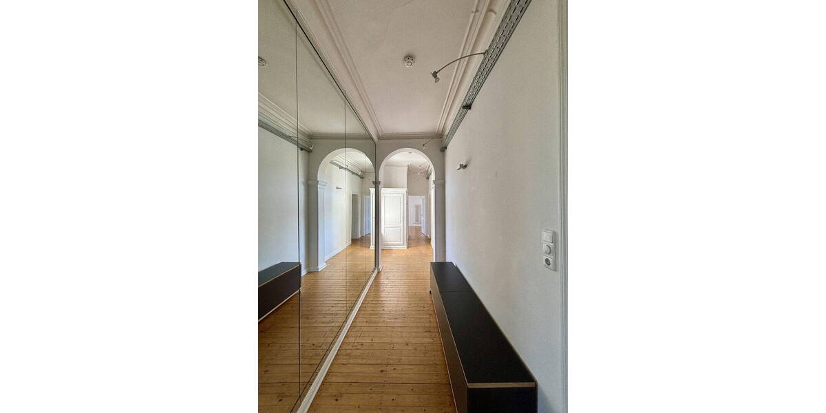 Etagenwohnung Aachen Aachen-Mitte - 4 Zimmer, 140 m&sup2;, 1.680&euro; | Angebot:26764524