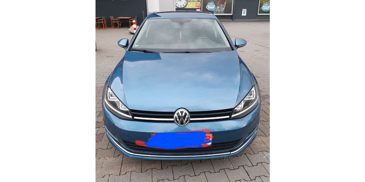 VW Golf 213.000 km 8.500 &euro; Langerwehe 52379