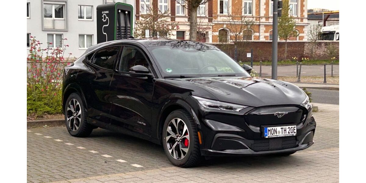Ford Mustang Mach-E 29.500 km 28.450 &euro; Monschau 52156