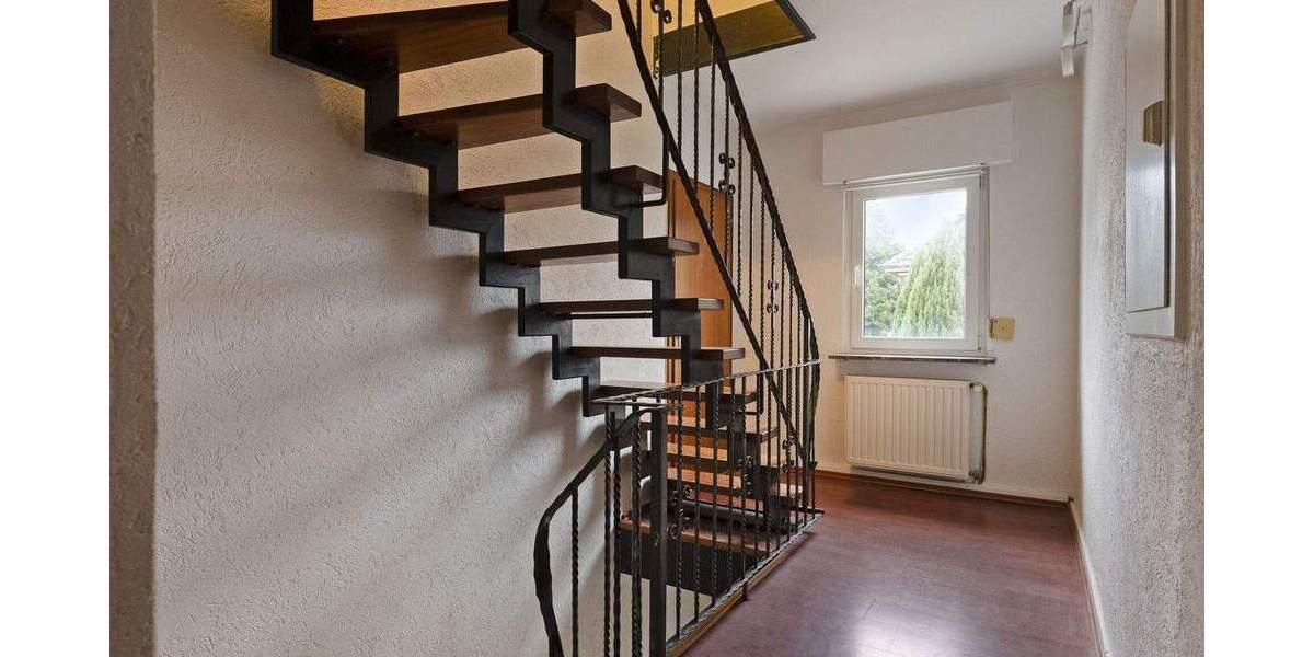 Mehrfamilienhaus, Wohnhaus Geilenkirchen - 6 Zimmer, 140 m&sup2;, 349.000&euro; | Angebot:25707174