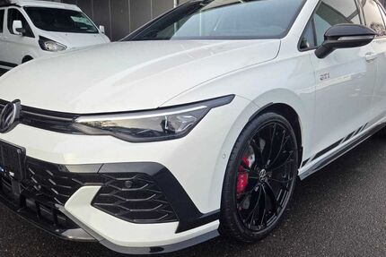 VW Golf 21.974 km 47.480 &euro; Düren 52351