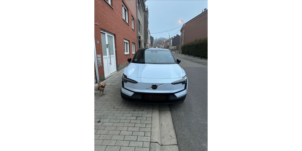 Volvo EX30 58.000 km 38.870 &euro; Düren 52349