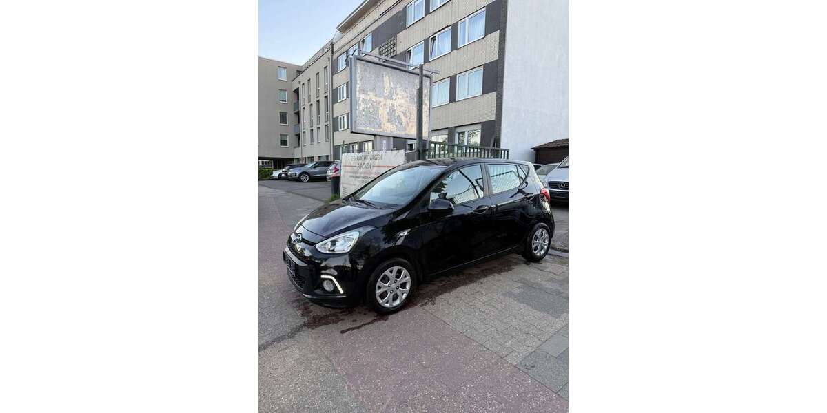 Hyundai i10 56.971 km 9.999 &euro; Aachen 52070