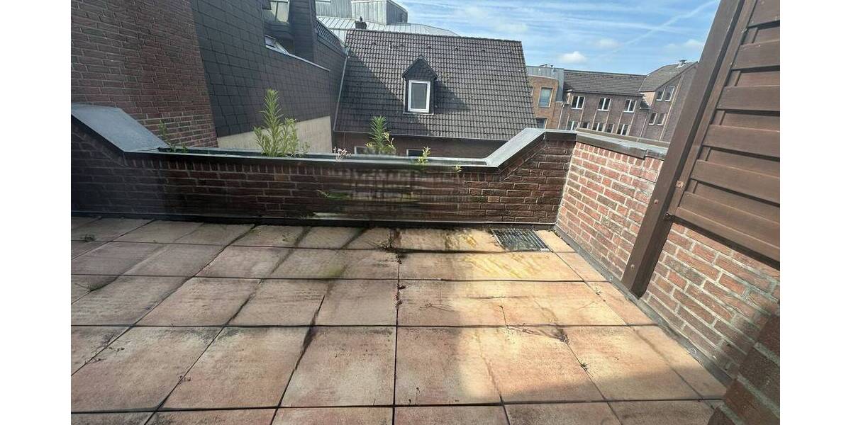 Mehrfamilienhaus, Wohnhaus Geilenkirchen - 6 Zimmer, 159 m&sup2;, 298.000&euro; | Angebot:25777058