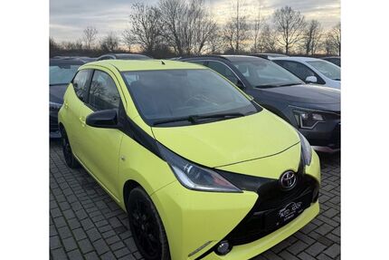 Toyota Aygo (X) 88.520 km 7.490 &euro; Eschweiler 52249