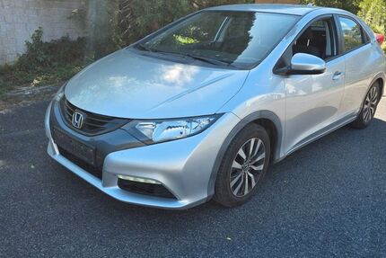 Honda Civic 245.000 km 3.390 &euro; Eschweiler 52249