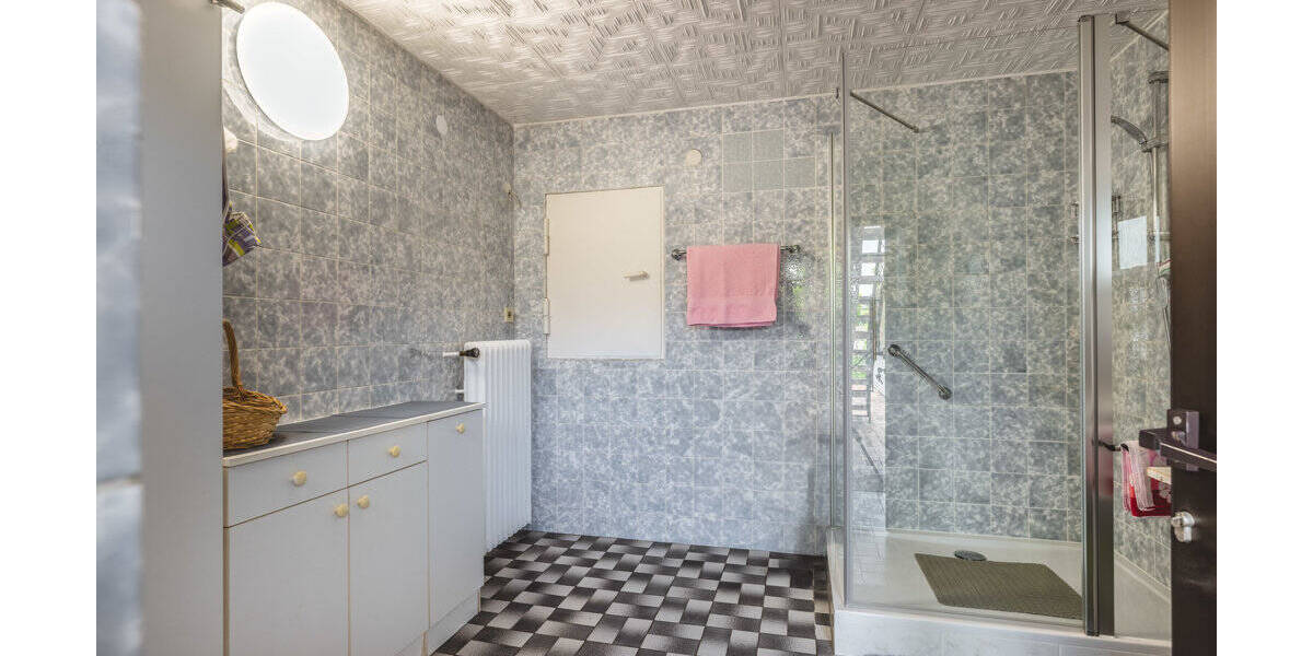 Einfamilienhaus Aachen Walheim - 7 Zimmer, 125 m&sup2;, 375.000&euro; | Angebot:26192135